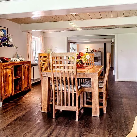 Ferienhaus Ostwind Сasa de vacaciones *